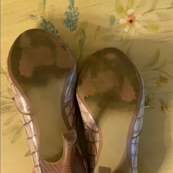 Women’s light brown pattern size 8 Paolo Heels - Picture 7 of 9